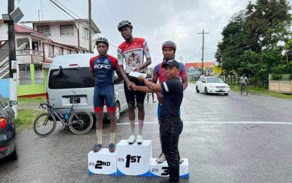  Crawford and Clarke claim top spots on opening day of Independence Three-Stage Cycling Race