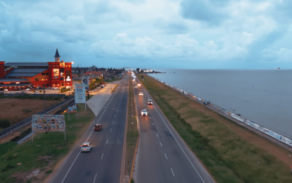 Gunmen open fire on police corporal in minibus