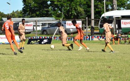 Both Waramuri Top teams advance to finales