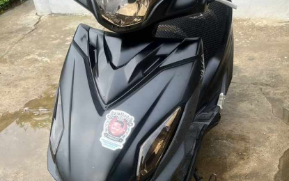 Bandit throws self in front of motorcyclist before attack