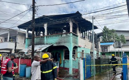 Father, children burnt to death in house fire