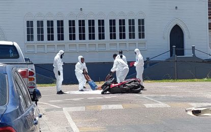 Suspected bandit shot dead on King Street