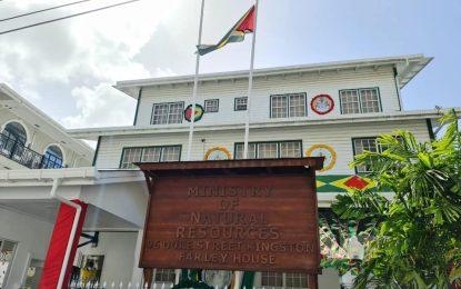 Ministry continues to drop the ball with management of oil website