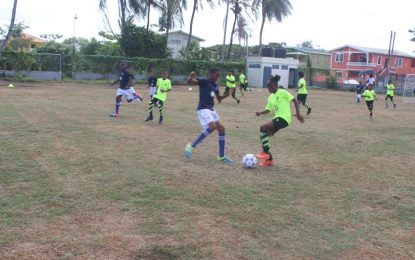 Swan, Conquerors, Vengy, Eagles, Den Amstel, and Santos take full points on day 1