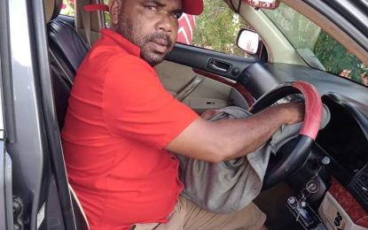 Taxi driver ‘plays dead’ to save life