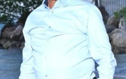 Rohan Auto Spares/Anand Persaud/Raj and Terry Mathura make contributions