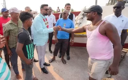 President Ali promises better working conditions for fisherfolk at Three-door Sluice, Region 5