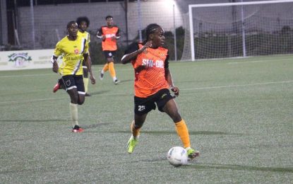 Darron Niles hat-trick, Slingerz FC sink Buxton United 6 – 0