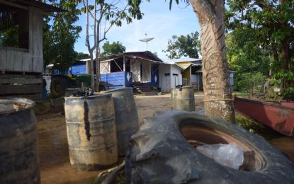 ‘Shut down illegal mining, shops if you want to stop gold smuggling’