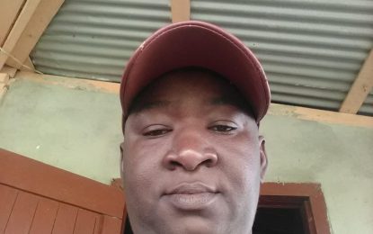 Koker attendant crushed by sluice door 3-ton weight