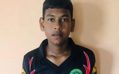 Ramdeholl bags 6, but Guyana trail by 108 heading into last day 