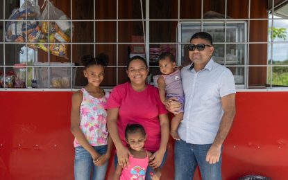 Team Mohamed set up food caravan for Single mother of five