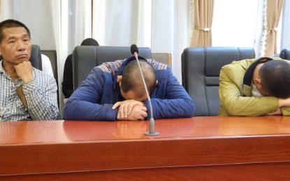 Chinese caught with 12 illegal gold bars and US$800,000 cash in DR Congo