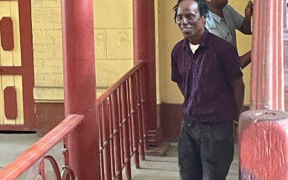 Man beats 15-yr-old girl with cutlass who had a fight with his daughter