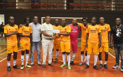 Back Circle bests Gold is Money to retain crown