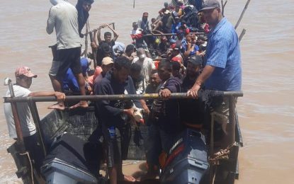 75 Venezuelans turned back