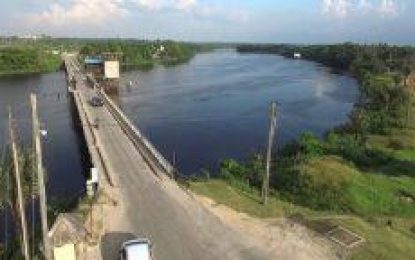 Govt. to meet Linden Town Council over alternative compensation for Wismar/McKenzie bridge toll revenue loss