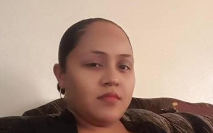Businesswoman on $300,000 bail for harbouring wanted men