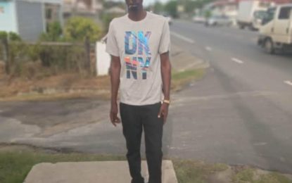 Buxton man dies after shot in face by police