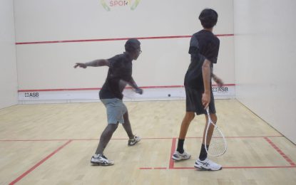 Day Three action heats up with Ten Pow, Fung-a-fat in command