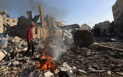 Israeli bombs shake Gaza, 35 killed