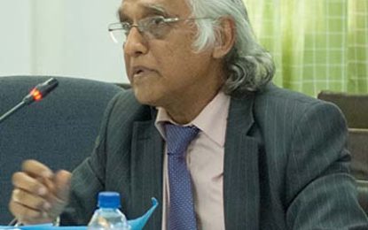 ‘Troubling flaws in oil spill law’