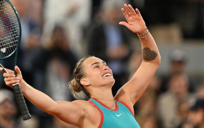 Sabalenka takes out Swiatek to reach French Open final