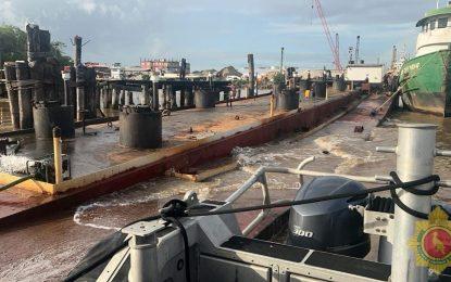 GDF ranks saves sinking vessel