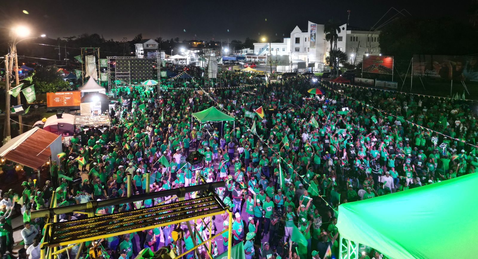 ‘This is a movement to take back our country’ – Aubrey Norton to supporters at final rally