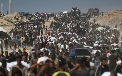 Israeli forces kill 83 Palestinians across Gaza Friday