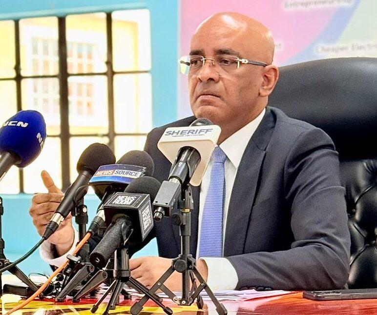 Govt. still to find solution to address the rise of the US dollar