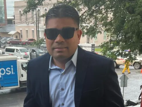 Mohamed’s tax evasion case transferred to new magistrate