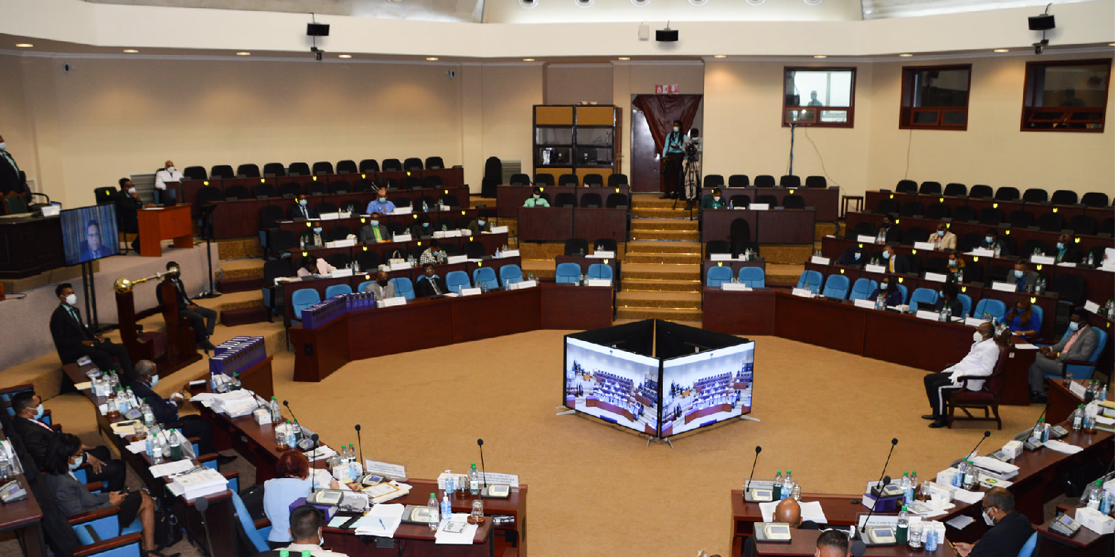 President Ali hangs Parliament’s fate on November deadline