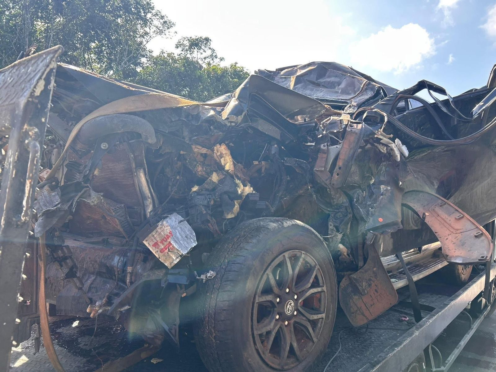 Two dead in Loo Creek accident