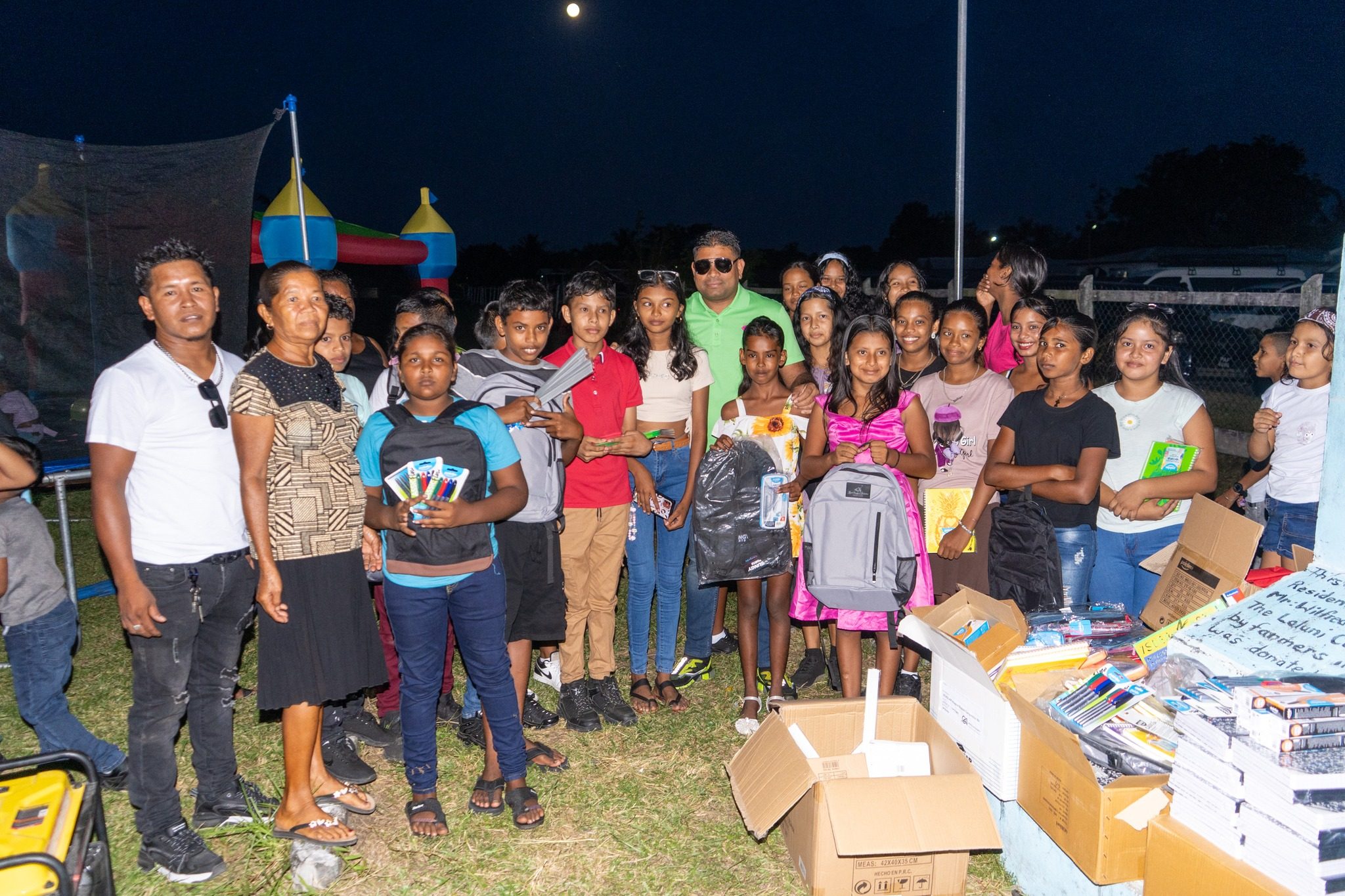 Mohamed donates school supplies to Laluni