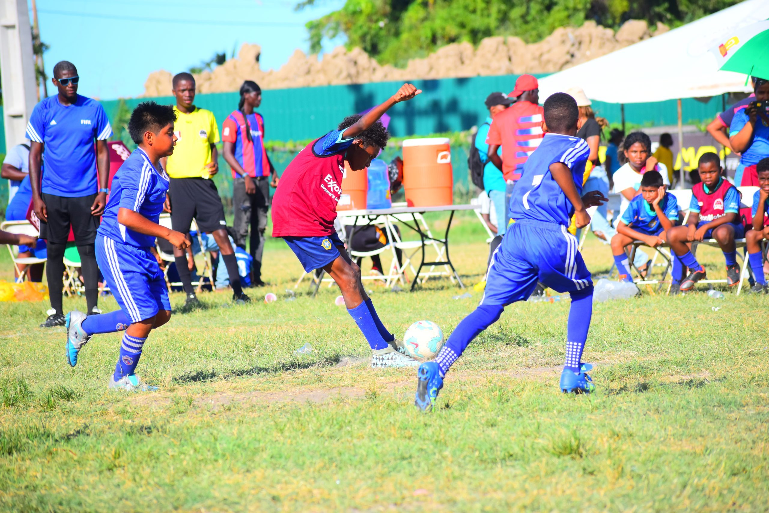 St. John the Baptist and Leonora Primary advance to 2025 Courts Optical Pee Wee U-11 Final