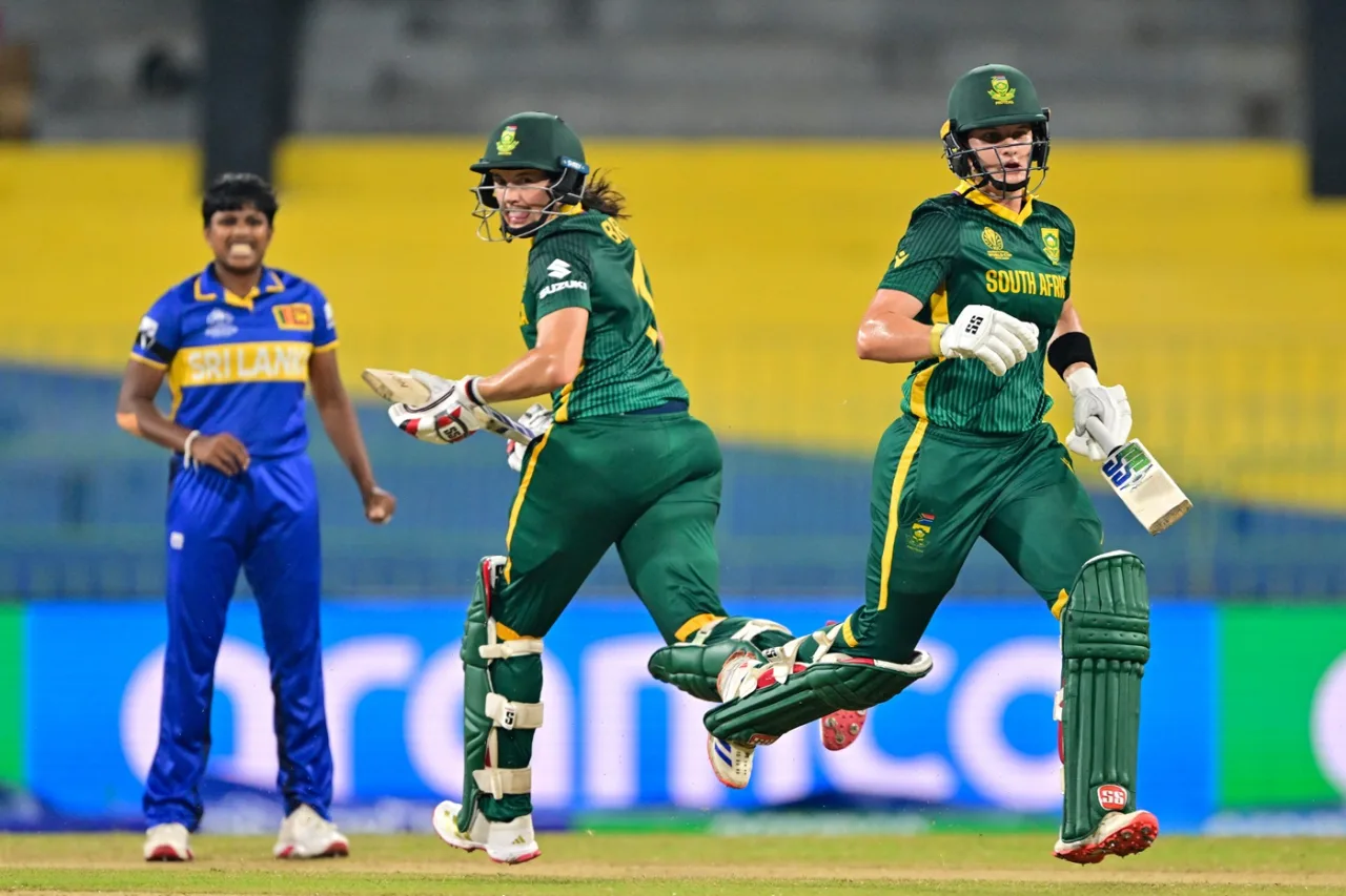South Africa cruise past Sri Lanka after rain delay
