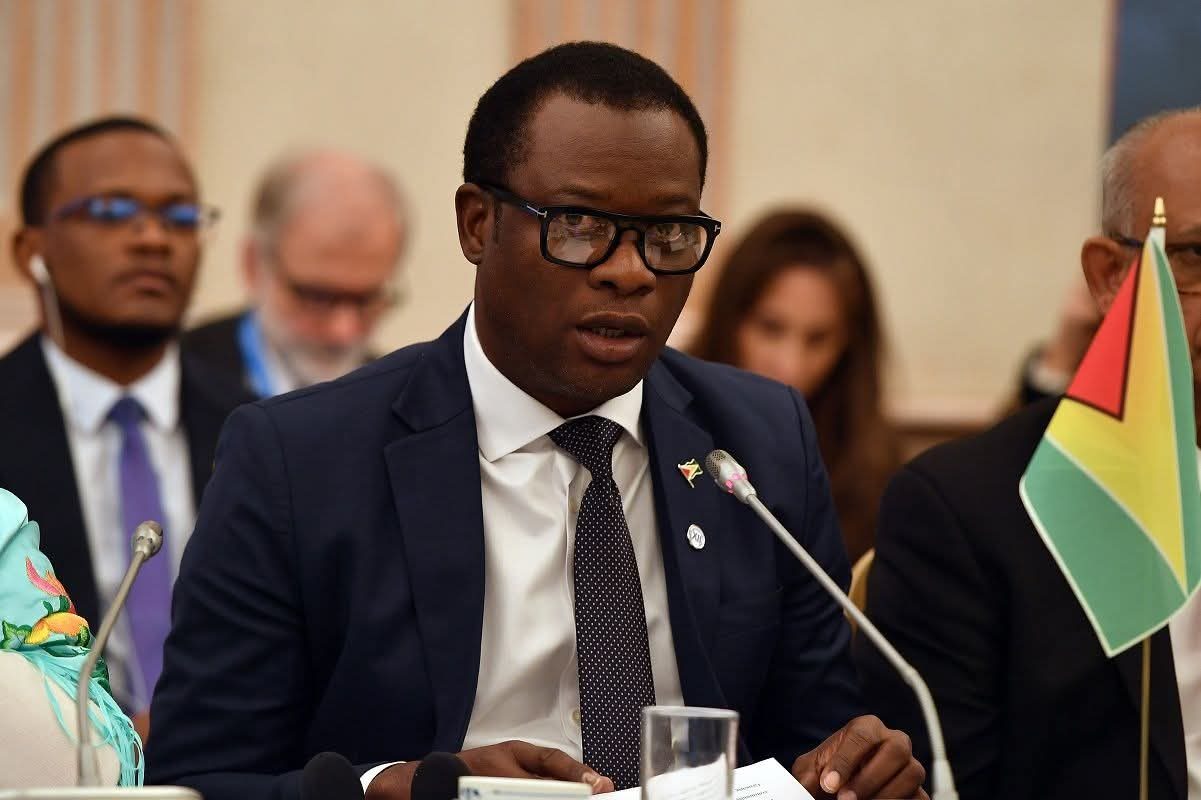 Todd pushes for stronger trade and energy ties