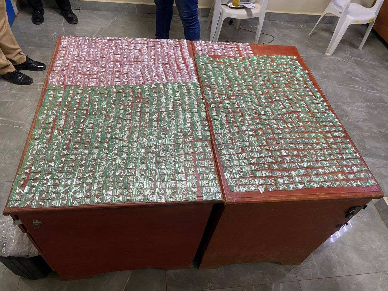 Police hunting occupants of Tabatinga home where cocaine, weed were found