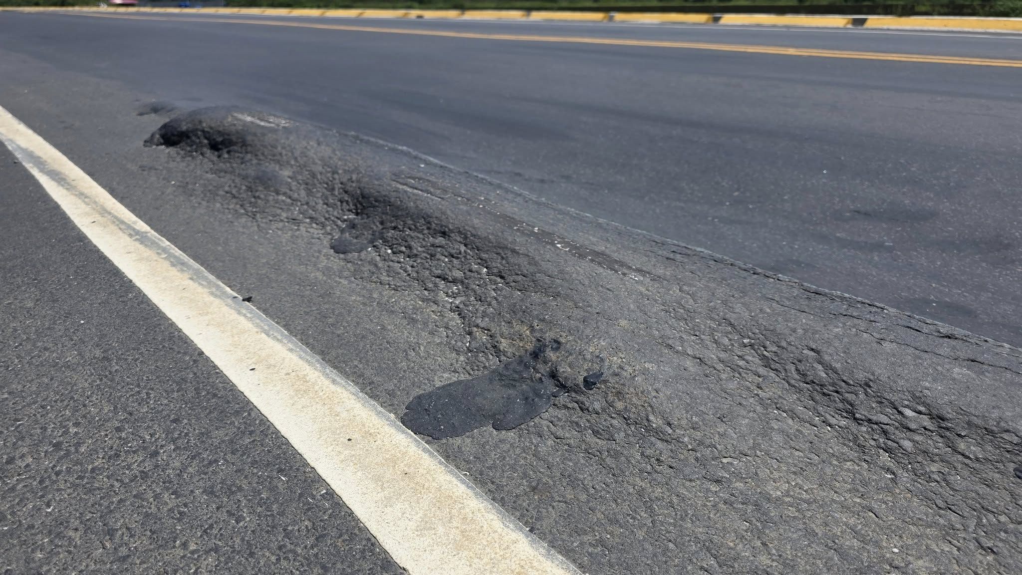 Contractor to correct defects on newly commissioned Buzz Bee Dam Road – Housing Ministry