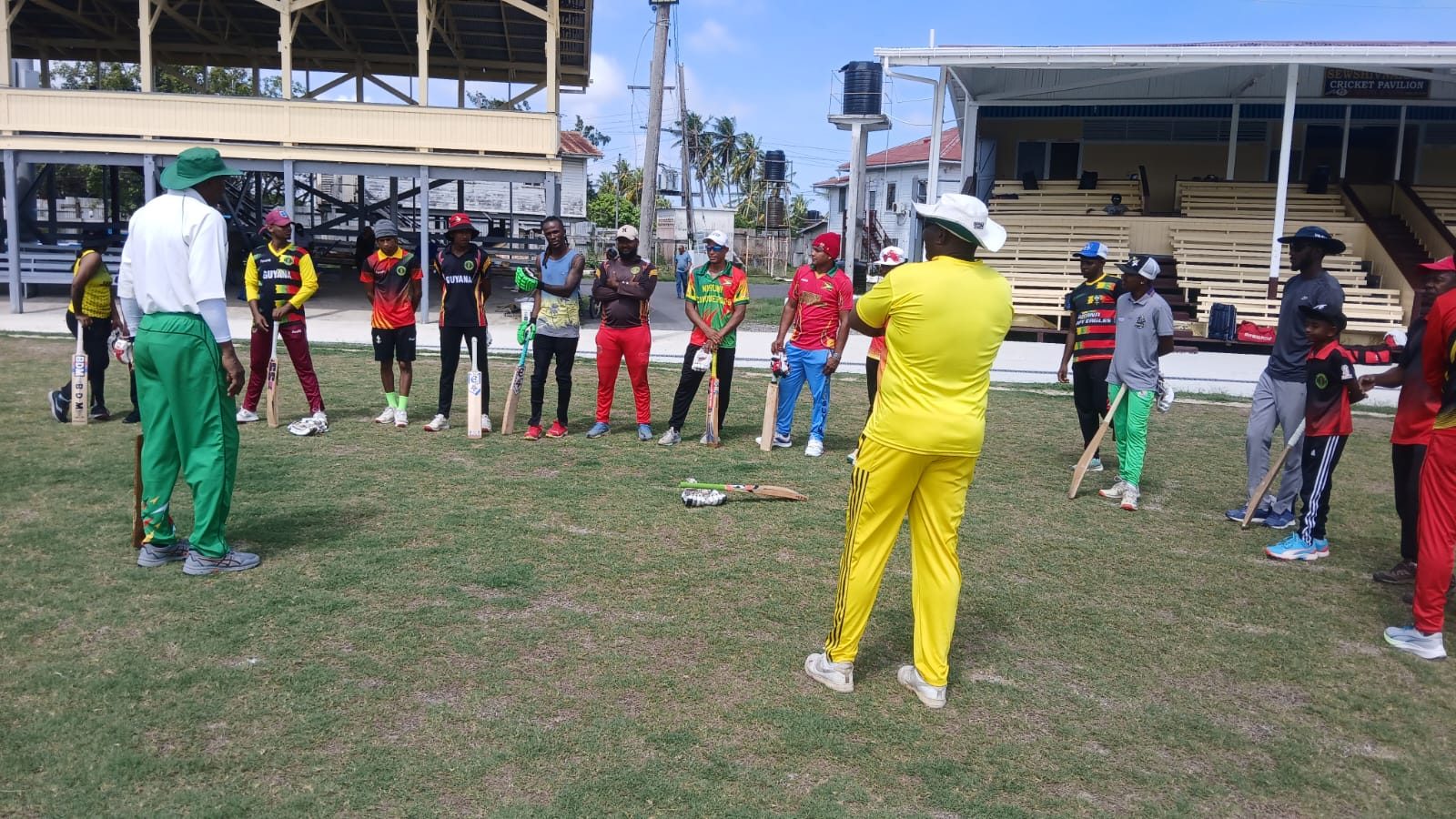 Harper hosts fruitful clinic at Albion for senior Berbice batsmen
