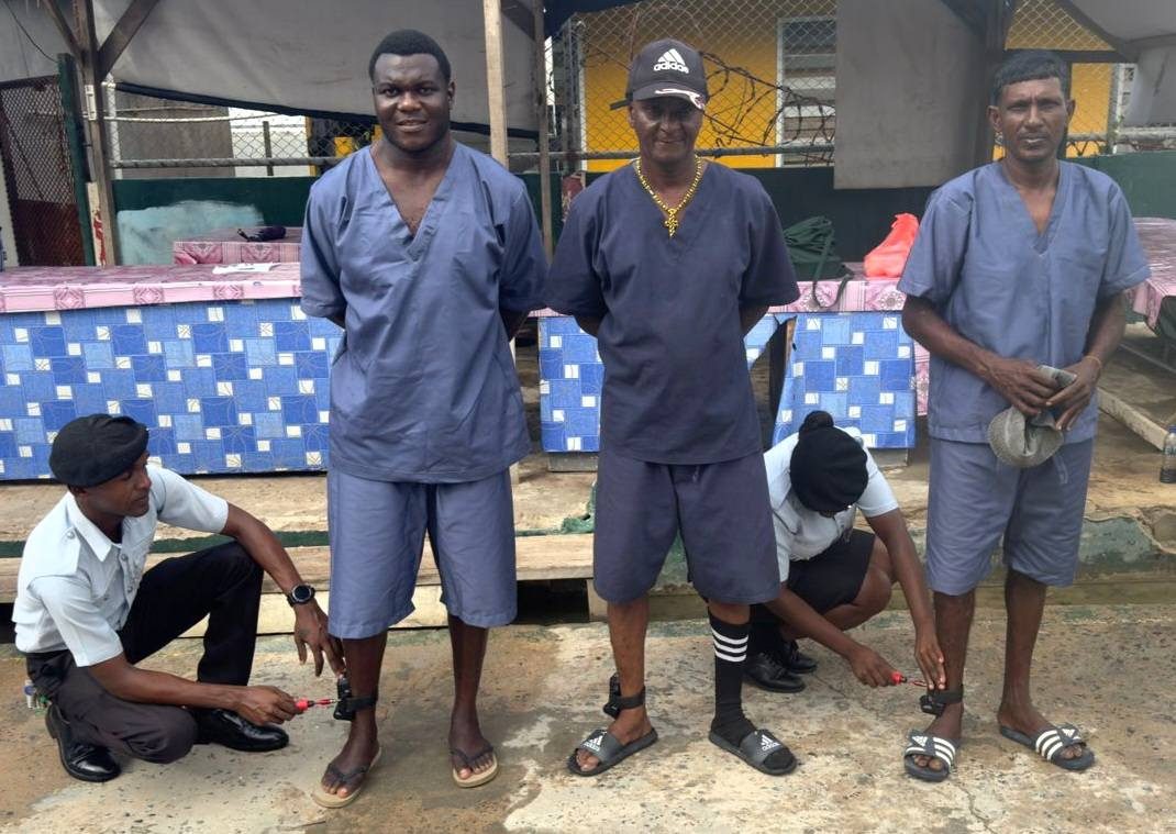 GPS tests electronic ankle bracelets on inmates