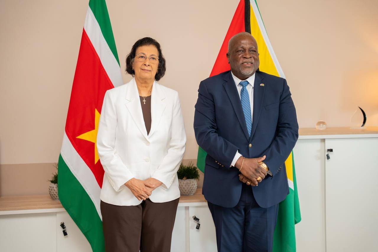 PM Phillips holds talks with Suriname’s President