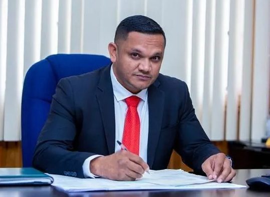 Govt. opts for monthly royalty payments in new oil deal