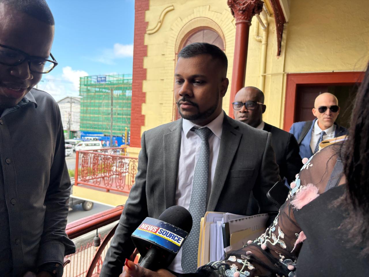 Late evidence sparks courtroom clash in Mohameds’ extradition case