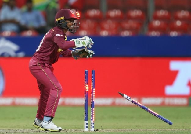 RHTYSC Metro Female team congratulates its five national selectees