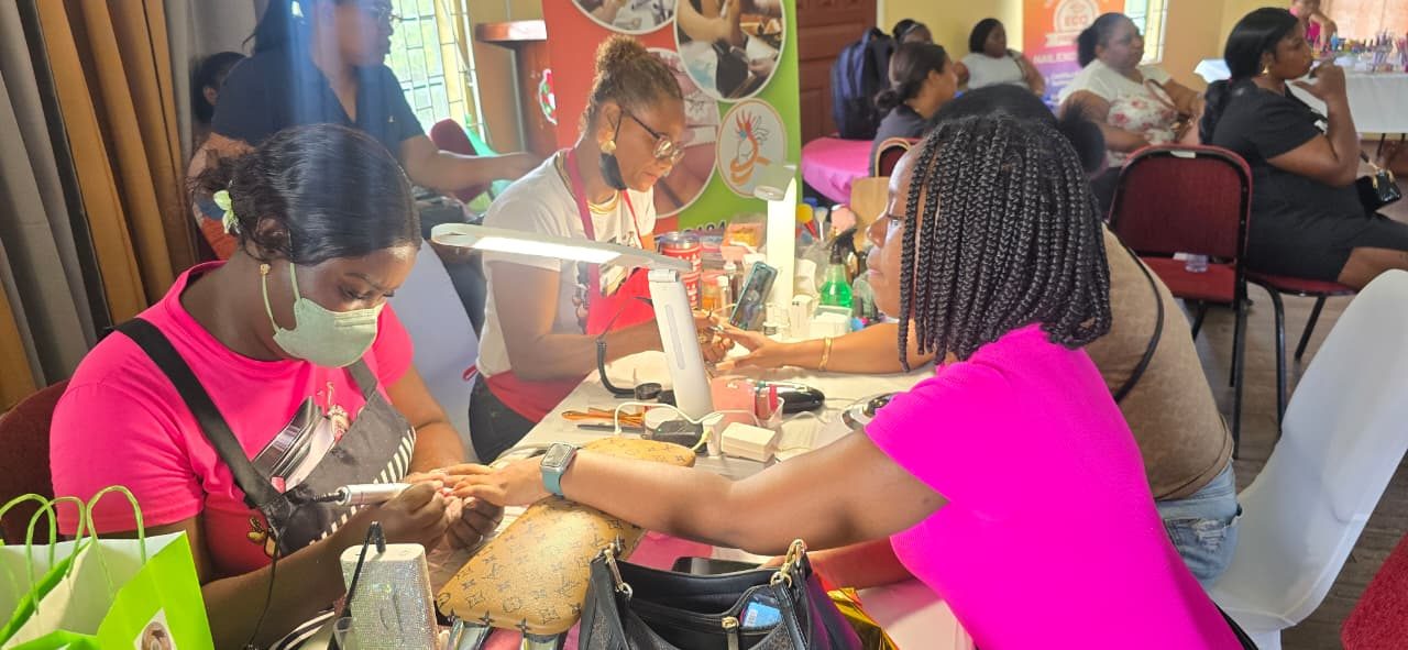 Local nail tech hosts 2nd successful ‘Nail Free Zone Friday’