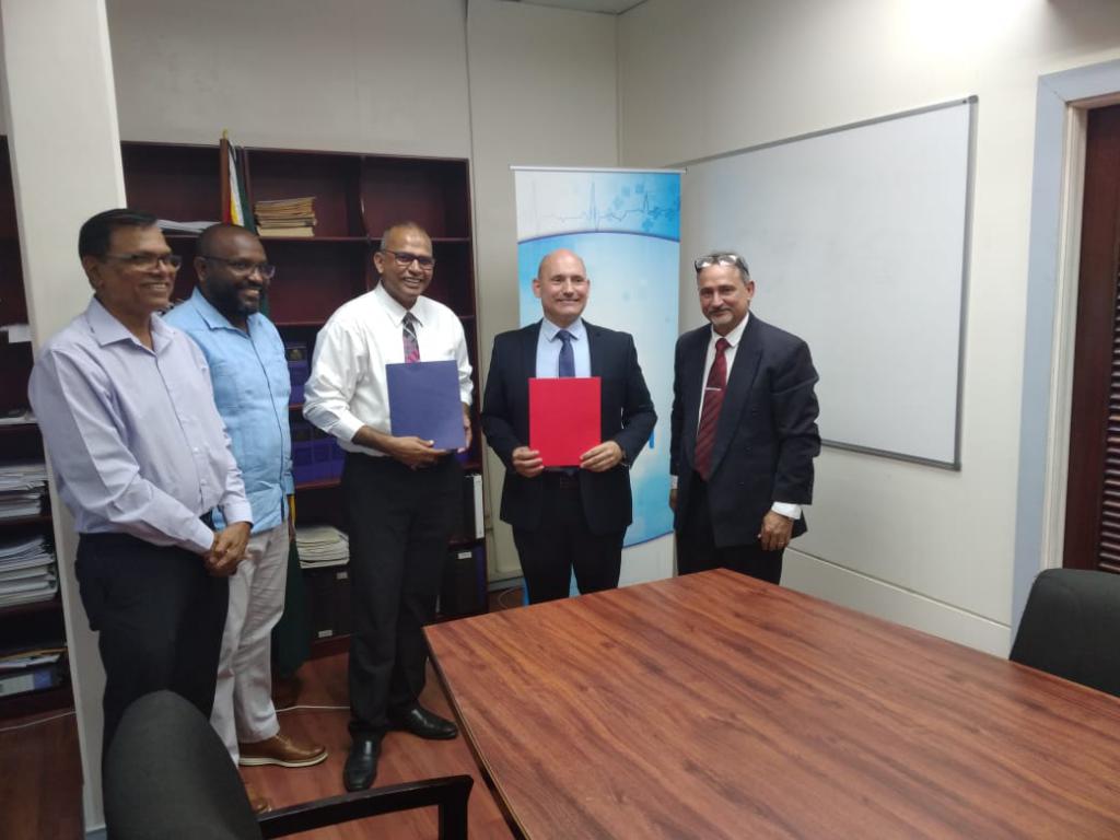 Govt. confirms end to Cuba medical pact