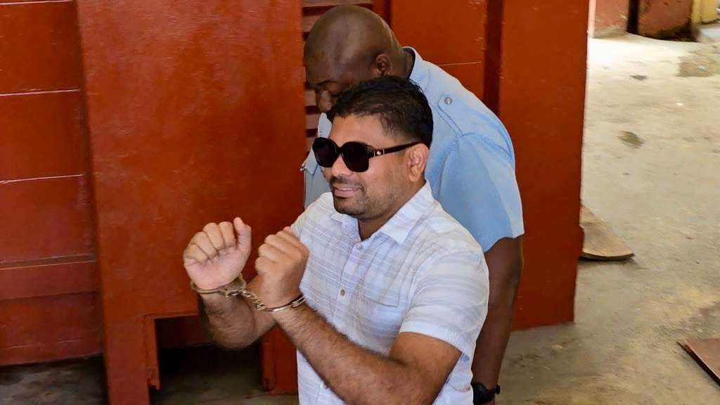 Mohamed arrested over late court arrival