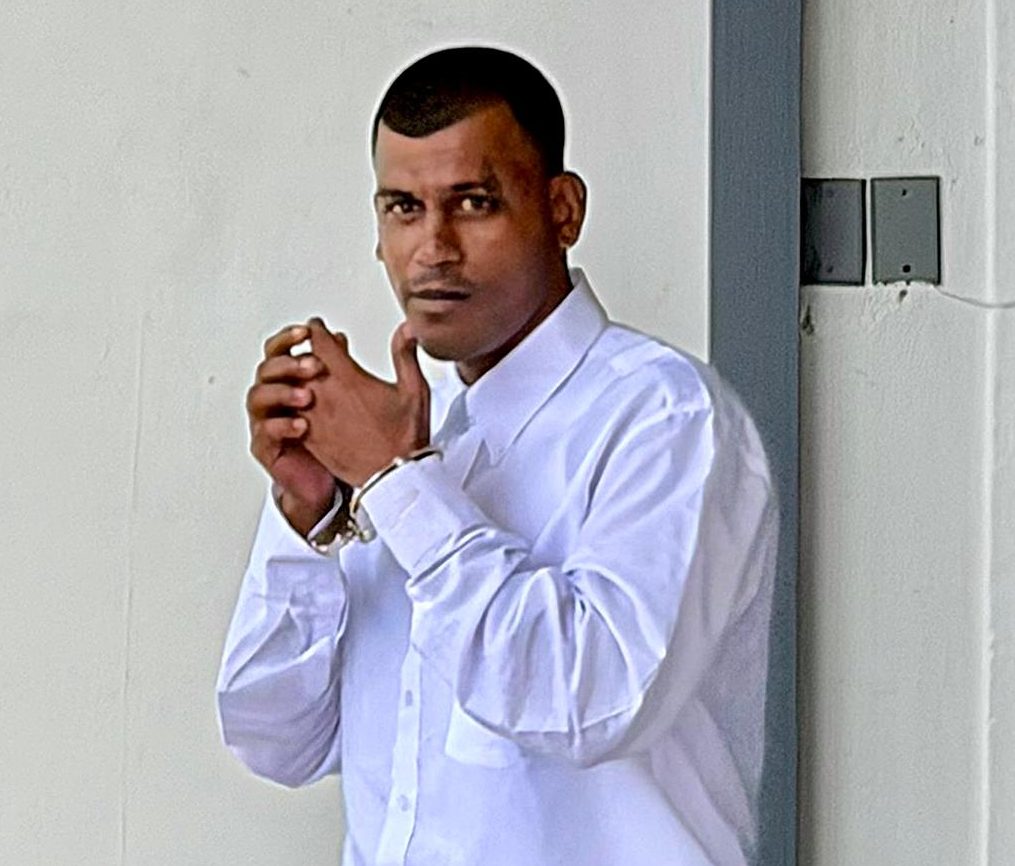 Man gets fifteen years for assaulting stepfather with glass bottle